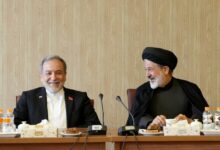 نشست هم اندیشی جمعی از استادان و فضلای حوزه علمیه قم با عراقچی - هشت صبح