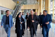 بازدید وزیر راه و شهرسازی از روند جابهجایی زائران در فرودگاه مشهد - هشت صبح
