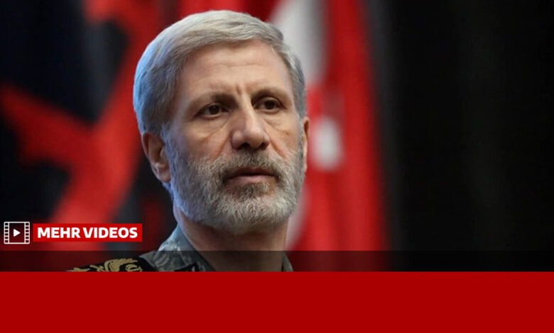 حاتمی: شوخی درباره تنگه هرمز هم غلط است