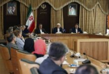 عارف: دشمن پس از شکست نظامی به‌دنبال فروپاشی اجتماعی است - هشت صبح