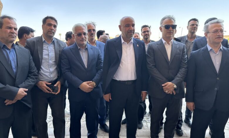 کارگران ساختمانی مشمول قانون مشاغل سخت و زیان‌آور قرار می‌ گیرند - هشت صبح