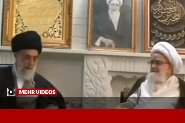 فیلمی دیده‌نشده از حضور رهبر شهید در منزل آیت‌الله‌ صافی گلپایگانی