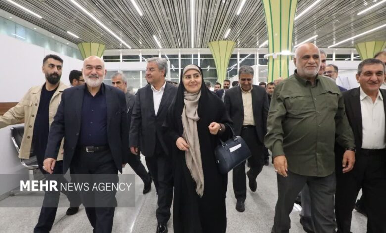 وزیر راه و شهرسازی وارد خوزستان شد - هشت صبح