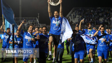 فدراسیون فوتبال جام را به استقلال می‌دهد؟