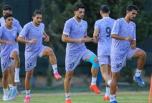 بازیکنان استقلال پس از دیدار با السد راهی ژاپن می‌شوند