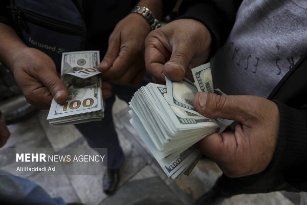 بازار ارز ؛ عبور از تلاطم هیجانی با واقعیت‌های اقتصادی - هشت صبح