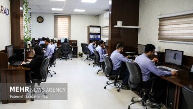 صرفه‌جویی برق ادارات به اندازه مصرف یک شهر نیم‌میلیونی - هشت صبح