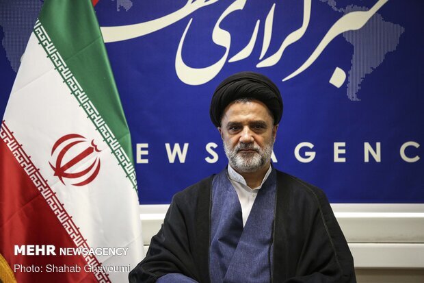 نبویان: دعوای اصلی آمریکا با ایران بر سر اصل اسلام است - هشت صبح