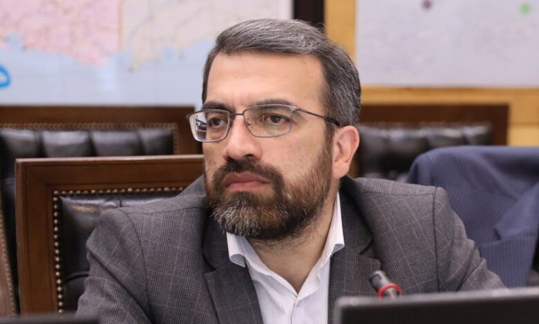 محمودی: مردم را نباید با تقسیم‌بندی‌های سیاسی ابزار قدرت کرد - هشت صبح