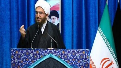 خطبه‌های نماز جمعه تهران به امامت حاج علی اکبری آغاز شد - هشت صبح