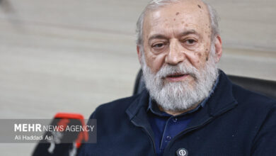 لاریجانی: تنگه هرمز را باید با قدرت حفظ کنیم - هشت صبح