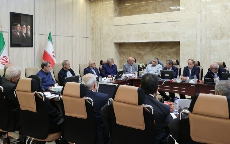 پزشکیان: نمی‌توان روند بازسازی را با فرآیندهای طولانی اداری دنبال کرد - هشت صبح