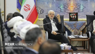 عارف: جامعه ایرانی همچنان بر پایه هویت فرهنگی و دینی خود ایستاده است - هشت صبح