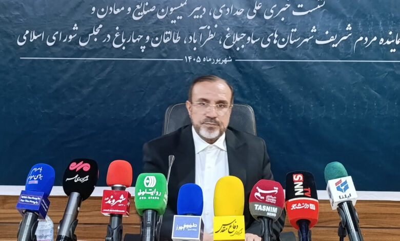 حدادی: وزیر جهاد کشاورزی پاسخگوی وضعیت نهاده‌های دامی باشد - هشت صبح