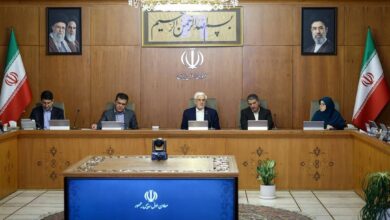 عارف: راهبرد ایران کسب رتبه تک‌رقمی جهان در هوش مصنوعی است - هشت صبح