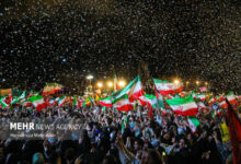 دویستمین شب اجتماع مردمی در میدان انقلاب - هشت صبح