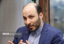 ایران از نظر جغرافیایی محاصره‌ناپذیر است؛ نباید منفعل باشیم - هشت صبح