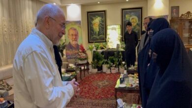 قالیباف با خانواده شهید لاریجانی دیدار کرد - هشت صبح