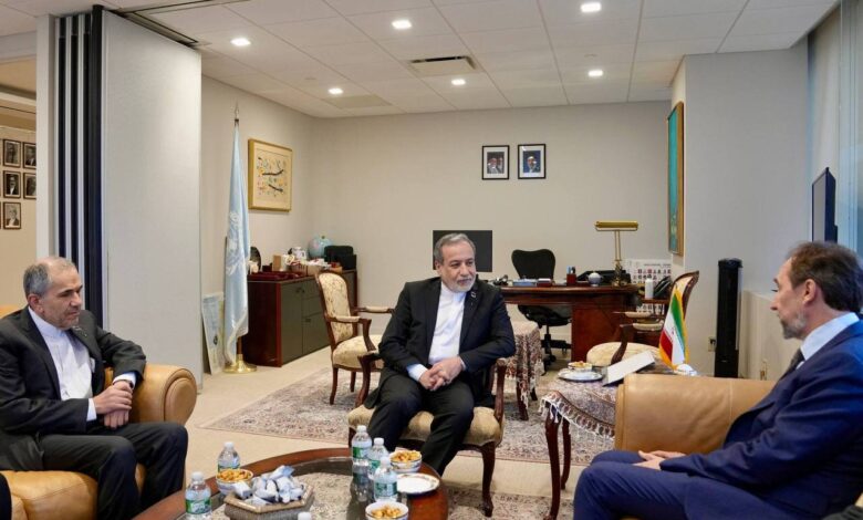 دیدار رئیس گروه ریش‌سفیدان بین‌المللی با وزیر امور خارجه - هشت صبح