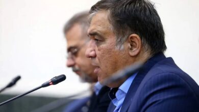 جام قهرمانی فصل قبل به استقلال اهدا می‌شود