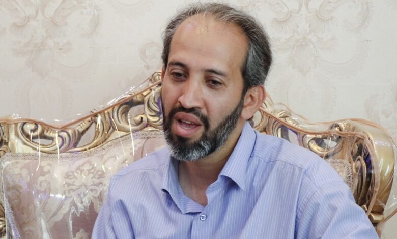 دکتر طحان نظیف: شناساندن شهدا حق اجتماعی نسلهای آینده است
