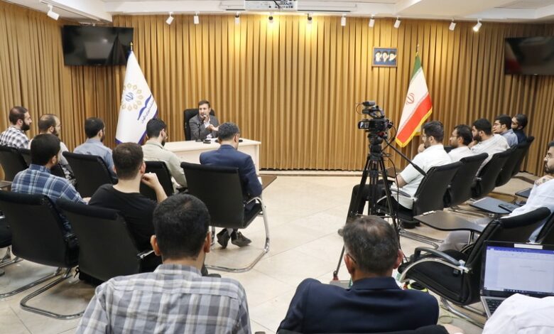 دکتر طحان‌نظیف: سیاست‌های کلی نظام، نقشه راهِ عملیاتی برای ارتقای کیفیت تقنین هستند
