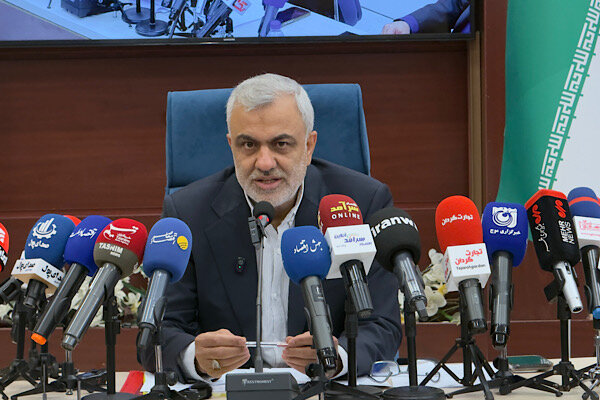 دهقان: فرودگاه‌های کشور برای دمای ۳۰ درجه زیر صفر آماده باشند - هشت صبح
