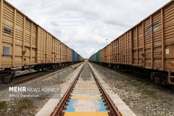 چابهار - زاهدان در ایستگاه وعدهها؛ بهرهبرداری به پایان ۱۴۰۵ موکول شد - هشت صبح
