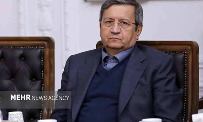 همتی: ۶۵۰ میلیون حساب بانکی را به ۳۰۰ میلیون می‌رسانیم - هشت صبح