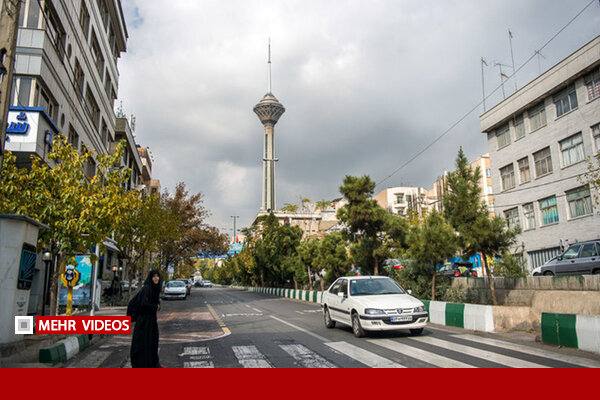 تهران در حال‌وهوای پاییزی - هشت صبح