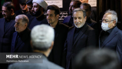 مراسم ختم خواهر وزیر امور خارجه - هشت صبح