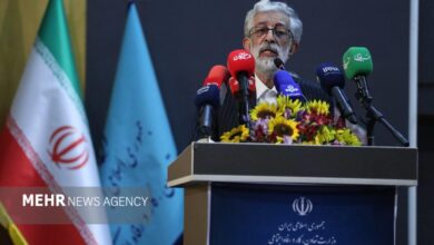 حداد عادل: تمام ابعاد شخصیت رهبر شهید قابل درک نیست - هشت صبح