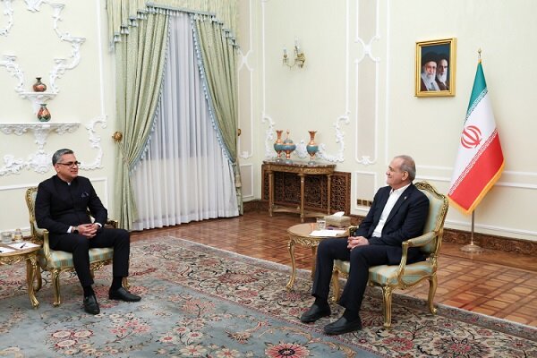 ایران علاقهمند به تعاملات و ارتباطات بلندمدت با هند در همه زمینههاست - هشت صبح