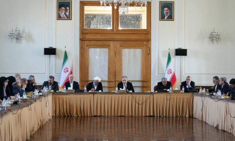دیدار مجمع نمایندگان استان تهران با وزیر امور خارجه - هشت صبح