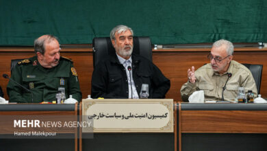 حضور وزیر پیشنهادی دفاع در کمیسیون امنیت ملی مجلس - هشت صبح