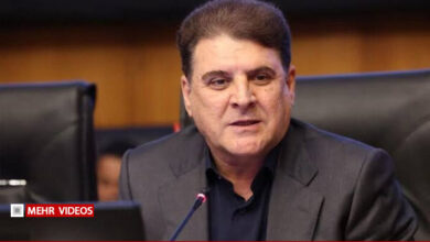 زینی‌وند: اگر آمریکا بمب مادر دارد، ما بمب مادربزرگ داریم