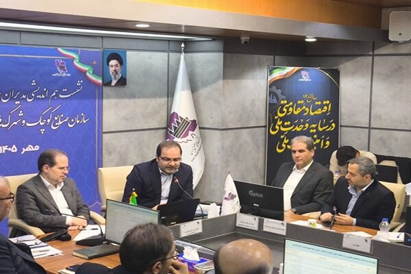 حمایت ۴۰۰ همتی از تولیدکنندگان در چهار مرحله دنبال می‌شود - هشت صبح