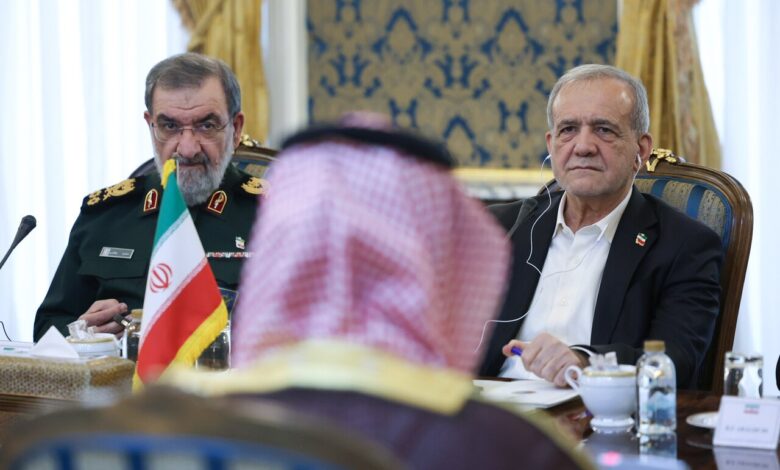 دیدار مقامات ترکیه، پاکستان و عربستان با رییس جمهور - هشت صبح