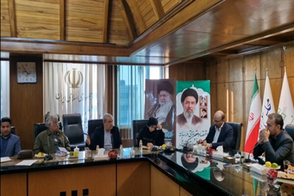 اخبار مثبت باید در کنار مشکلات و چالشهای کشور منتشر شوند - هشت صبح